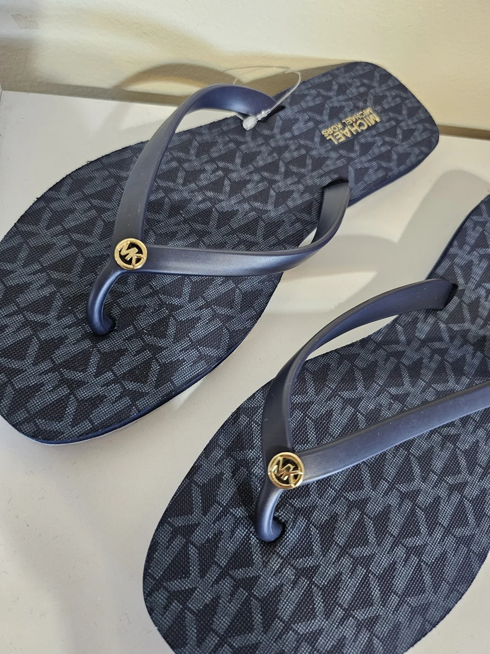 Michael Kors Navy Logo Flip Flop Sandals Size 6